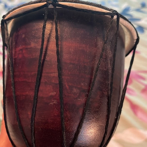 Handcrafted drum from Dominican Republic - Picture 7 of 9